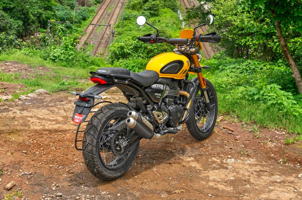 It is available in three colours - yellow, white and black.